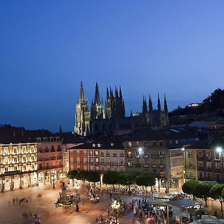 Apartamento Turistico Plaza Mayor Burgo Εξωτερικό φωτογραφία