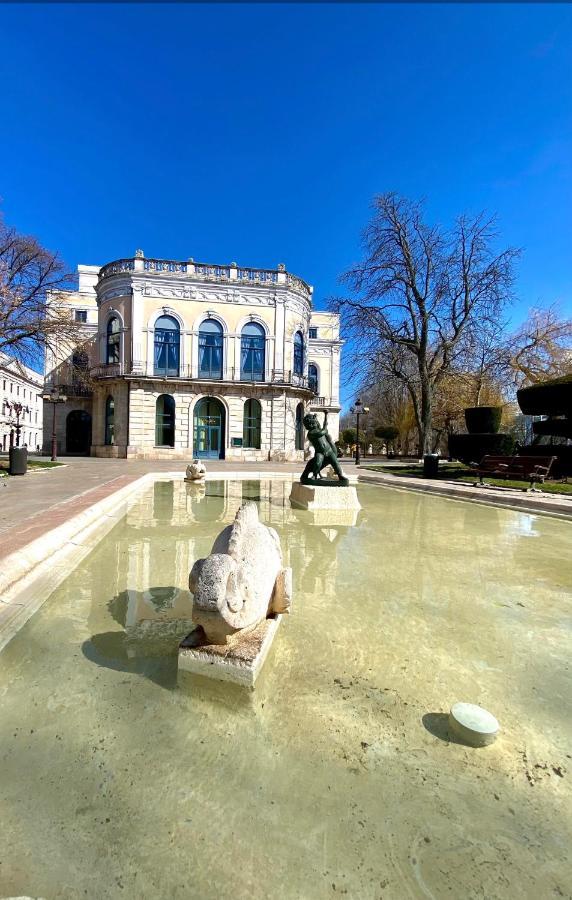 Apartamento Turistico Plaza Mayor Burgo Εξωτερικό φωτογραφία